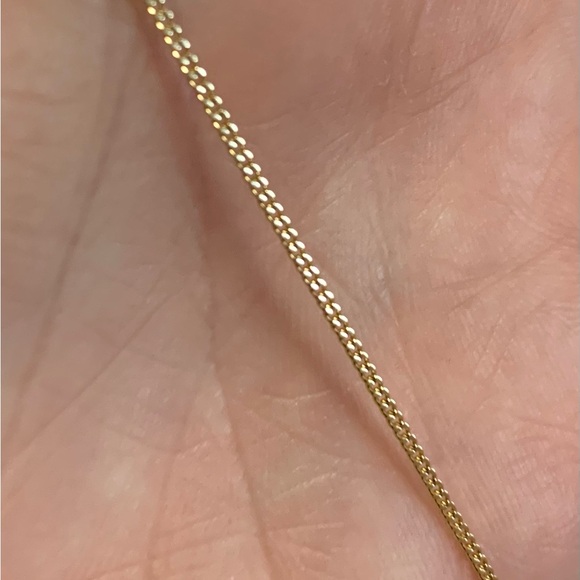 Swarovski Heloise Pendant on 17” chain - Picture 4 of 4